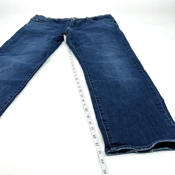 Lucky Brand 221 Straight Leg Jeans - Picture 4 of 11